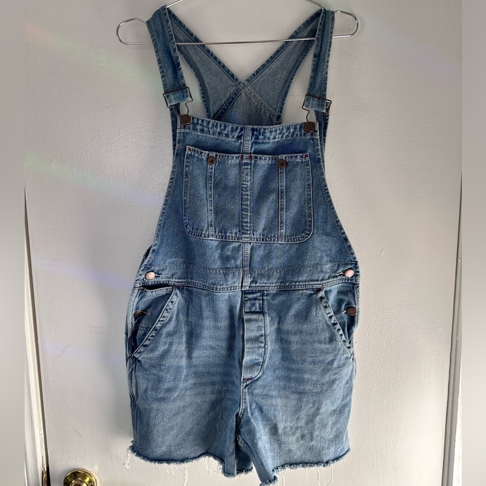 We The Free Ziggy Denim Overall Shorts Light Wash Size 28